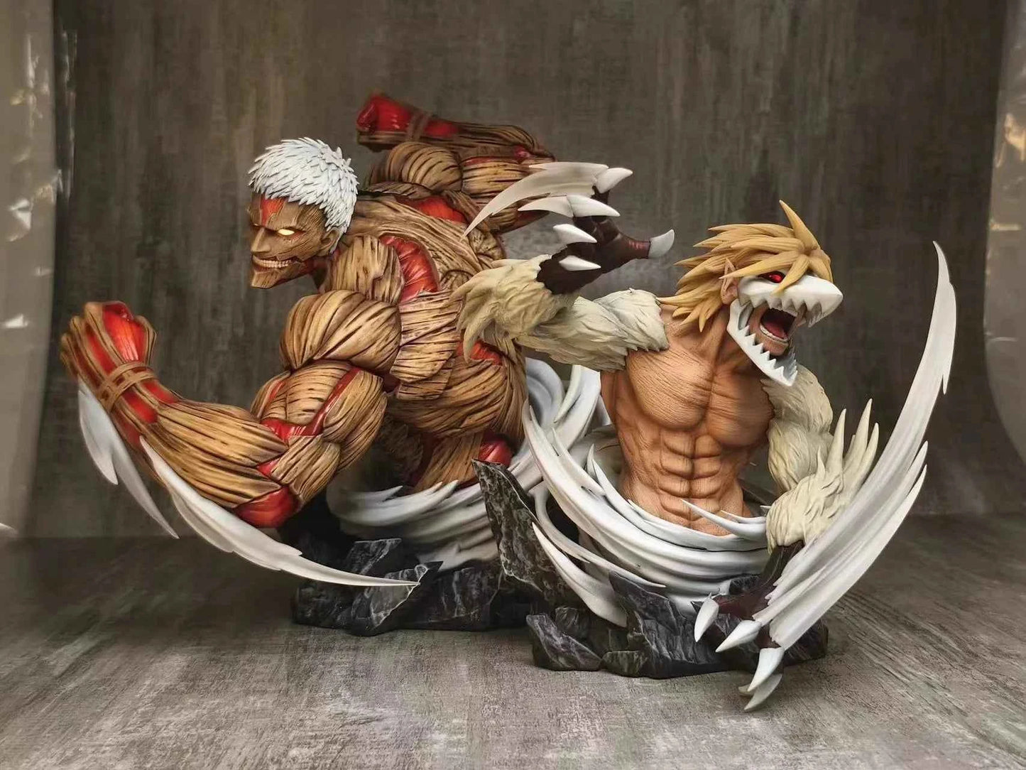 Attack On Titan ~ GDC Studio ~ The Armored Titan x Jaw Titan ~ Resin Statue - Santoryu Resins Collectors