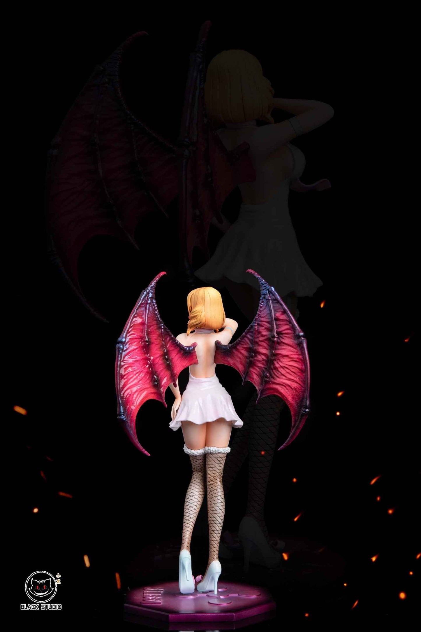 One Piece ~ Black Studio ~ Miss Buckingham Stussy CP0 Agent~ Resin Statue - Santoryu Resins Collectors