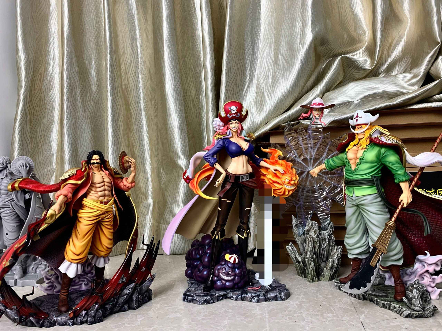 One Piece ~ Ji Ke Studio ~ Old Time "Charlotte Linlin" Big Mom ~ Resin Statue - Santoryu Resins Collectors