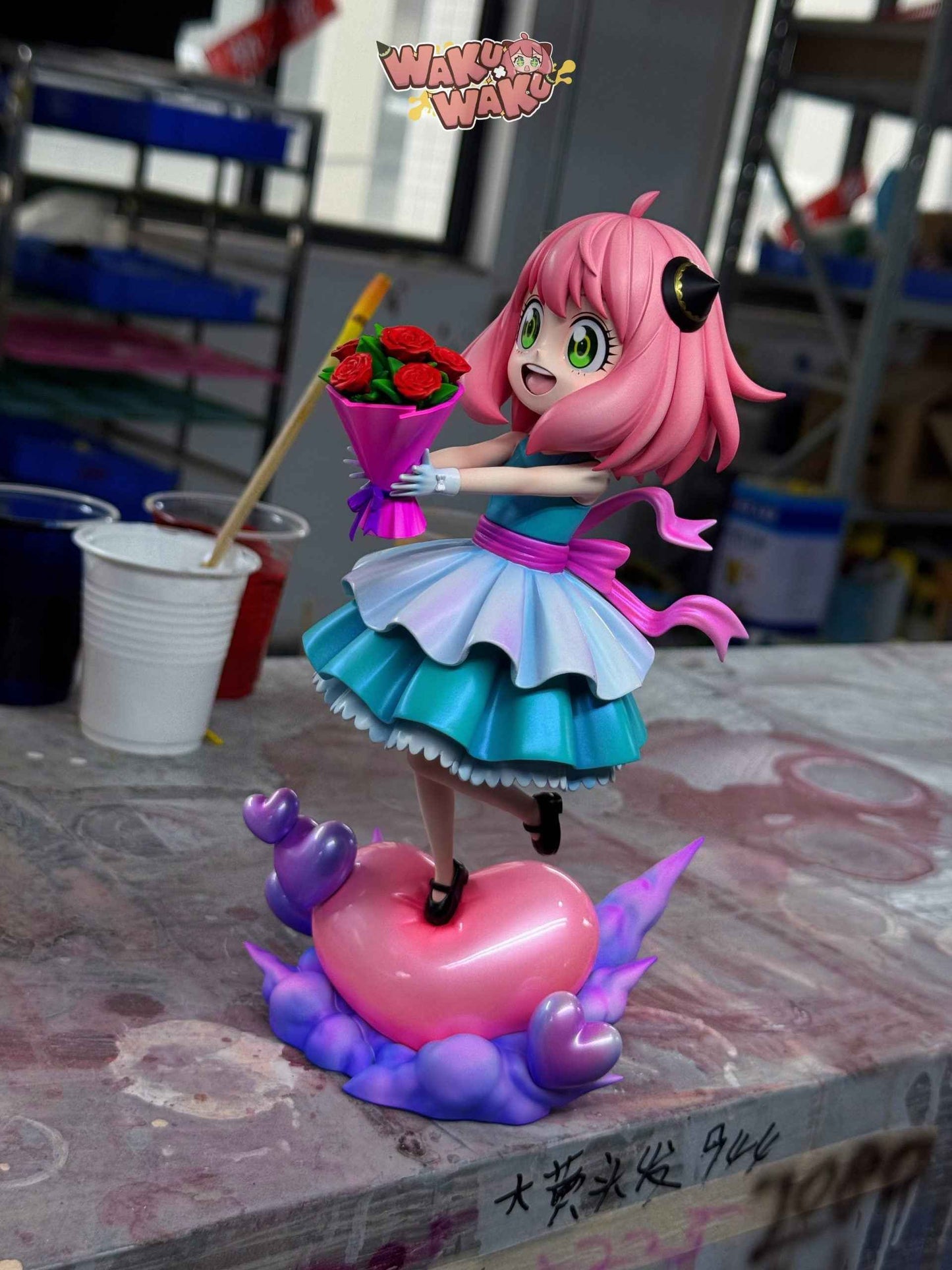 Spy x Family ~ WakuWaku Studio ~ Anya Forger Valentines Day bouquet of flowers ~ Resin Statue - Santoryu Resins Collectors