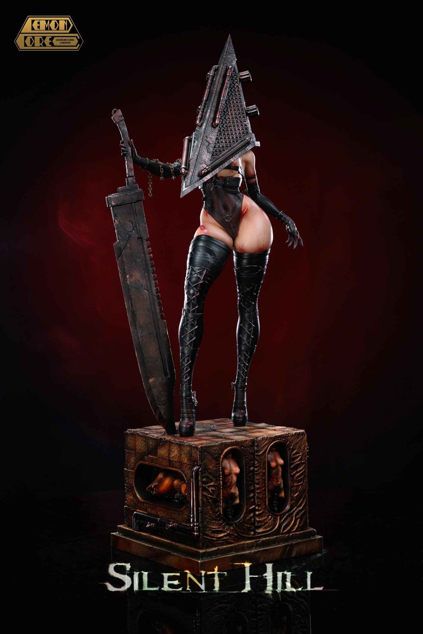 Silent Hill ~ Demon Core Studio ~ Pyramid Head ~ Resin Statue - Santoryu Resins Collectors