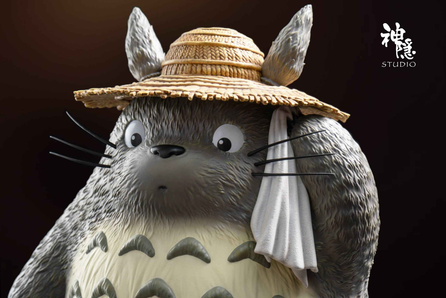 My Neighbor Totoro ~ Shen Yin Studio ~ Farmer Totoro ~ Resin Statue - Santoryu Resins Collectors