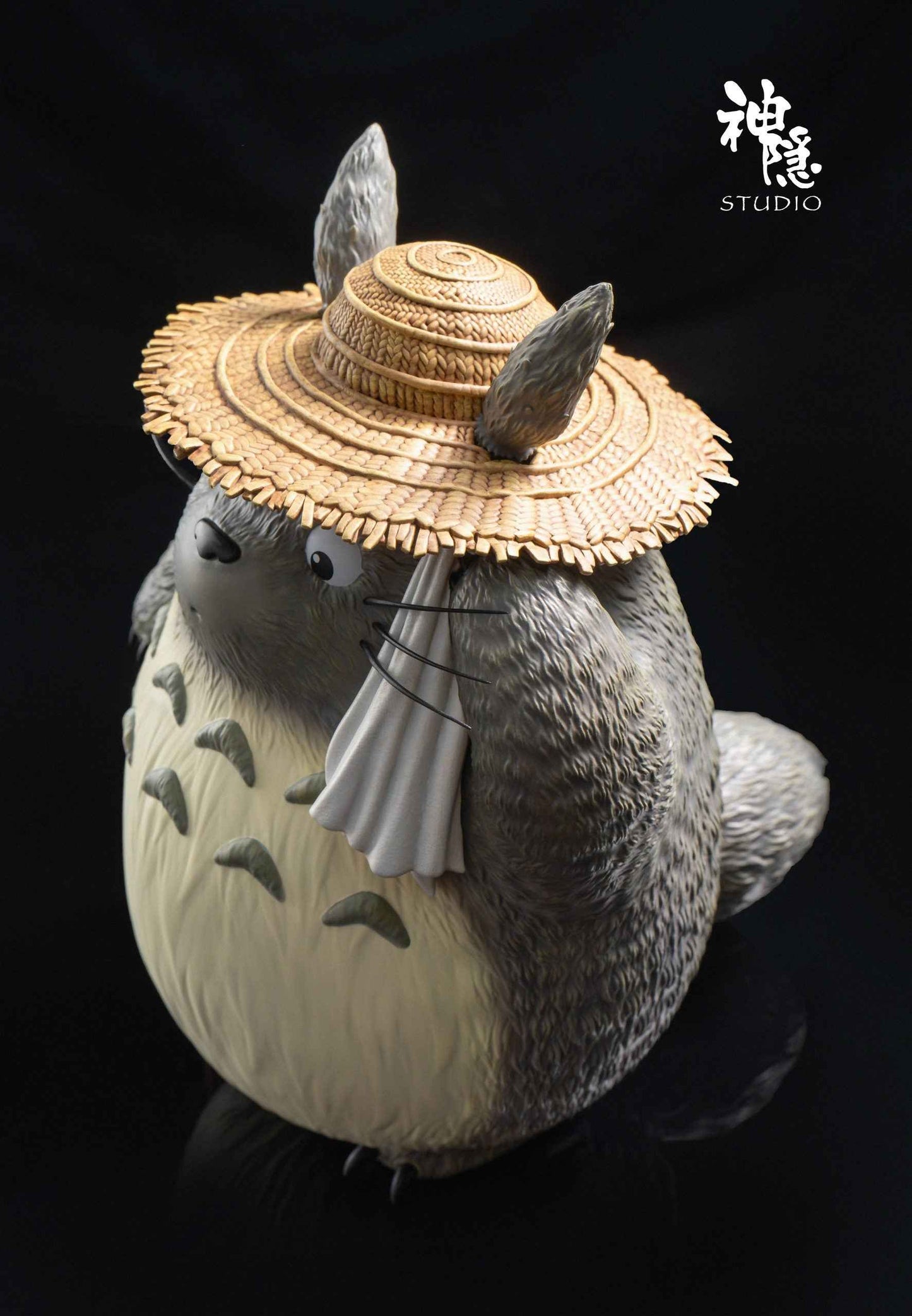 My Neighbor Totoro ~ Shen Yin Studio ~ Farmer Totoro ~ Resin Statue - Santoryu Resins Collectors
