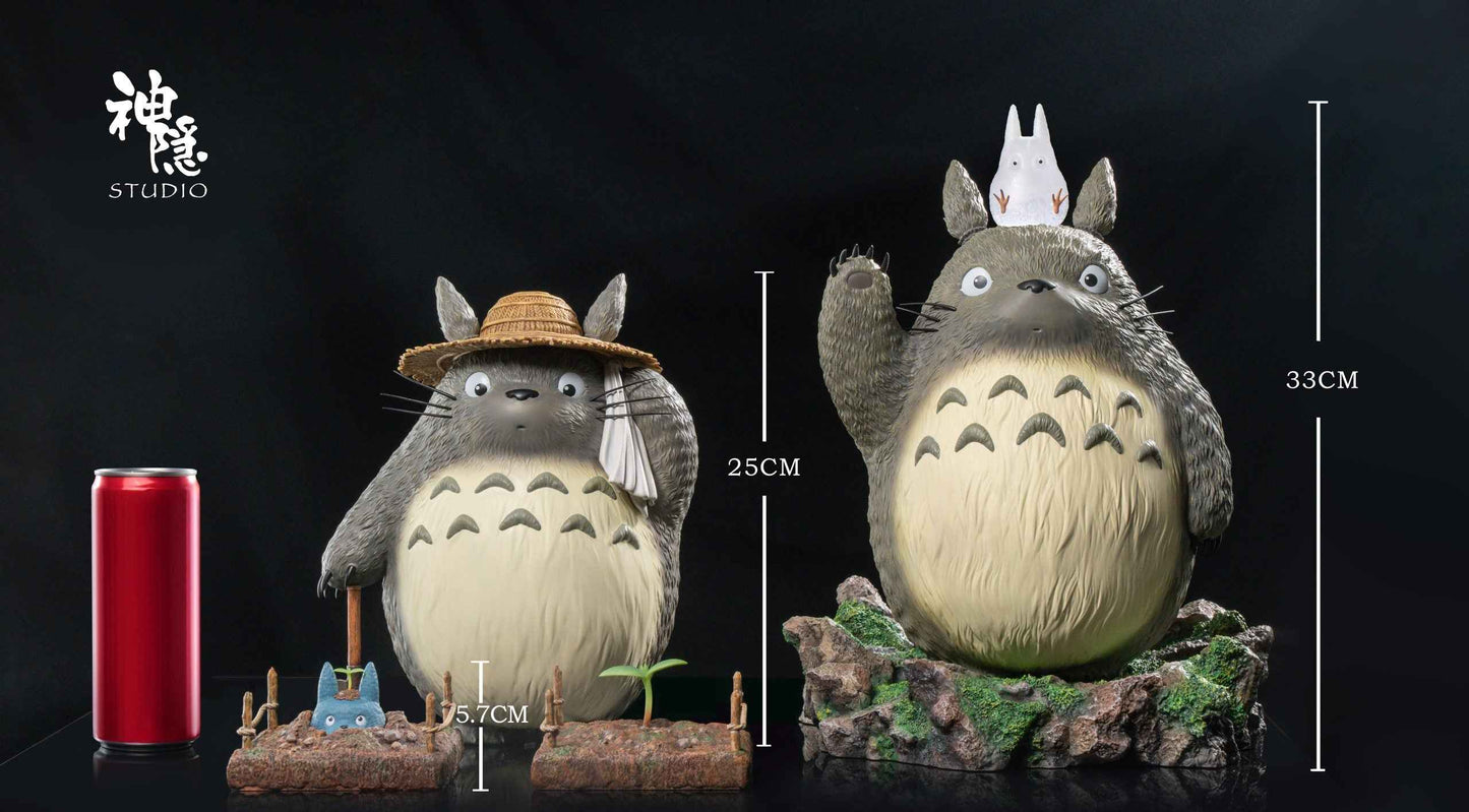 My Neighbor Totoro ~ Shen Yin Studio ~ Farmer Totoro ~ Resin Statue - Santoryu Resins Collectors