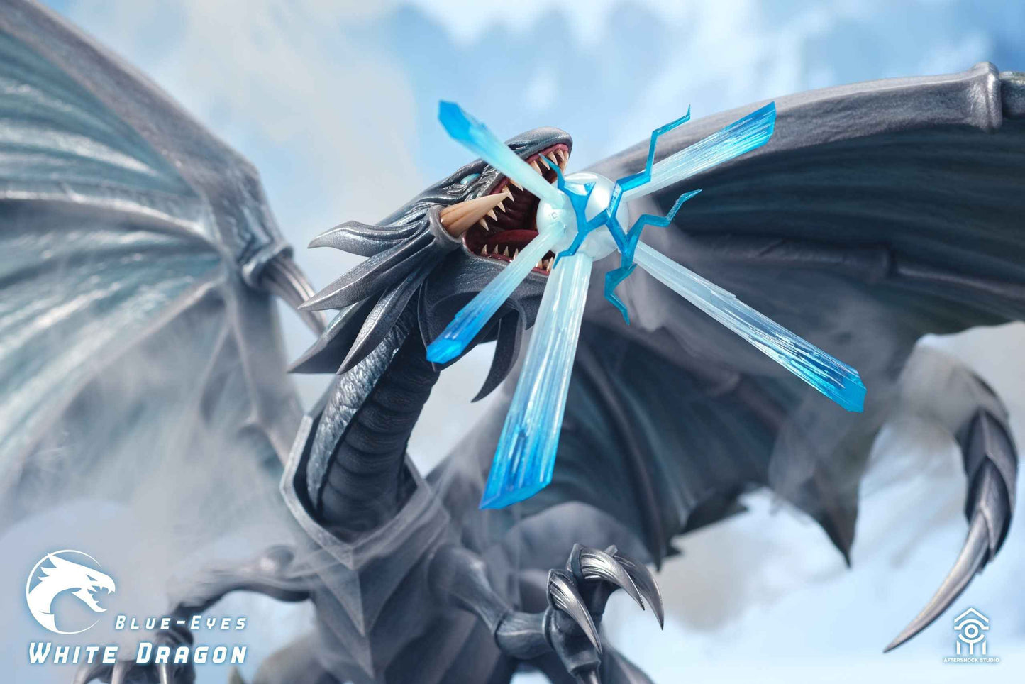 Yu-Gi-Oh! ~ Aftershock Studio ~ Blue-Eyes White Dragon & Red-Eyes Black Dragon ~ Resin Statue - Santoryu Resins Collectors