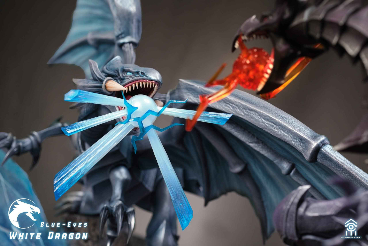Yu-Gi-Oh! ~ Aftershock Studio ~ Blue-Eyes White Dragon & Red-Eyes Black Dragon ~ Resin Statue - Santoryu Resins Collectors