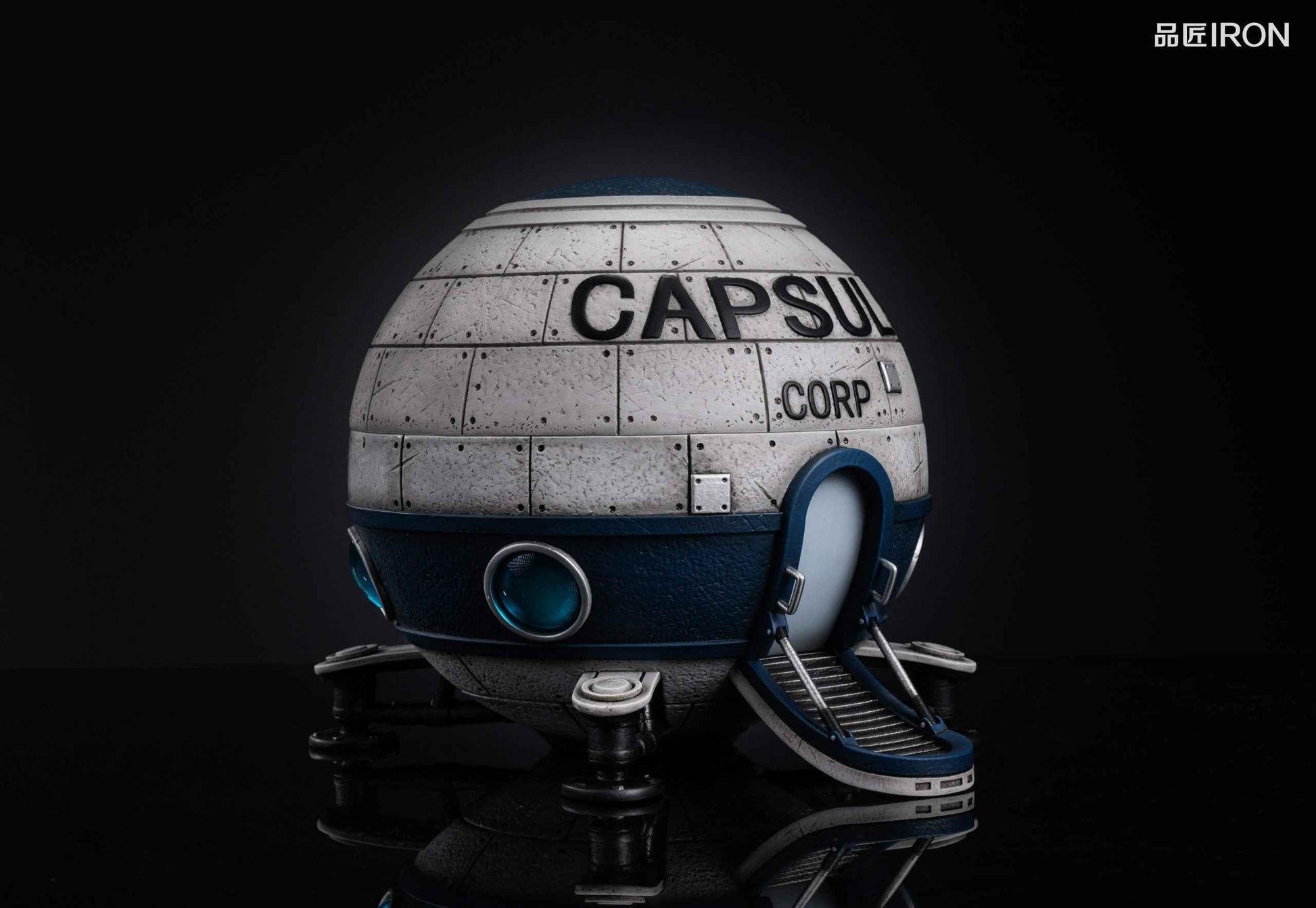 Dragon Ball ~ Iron Studio ~ Capsule Corporation Spaceship "ashtray" ~ Resin Statue - Santoryu Resins Collectors