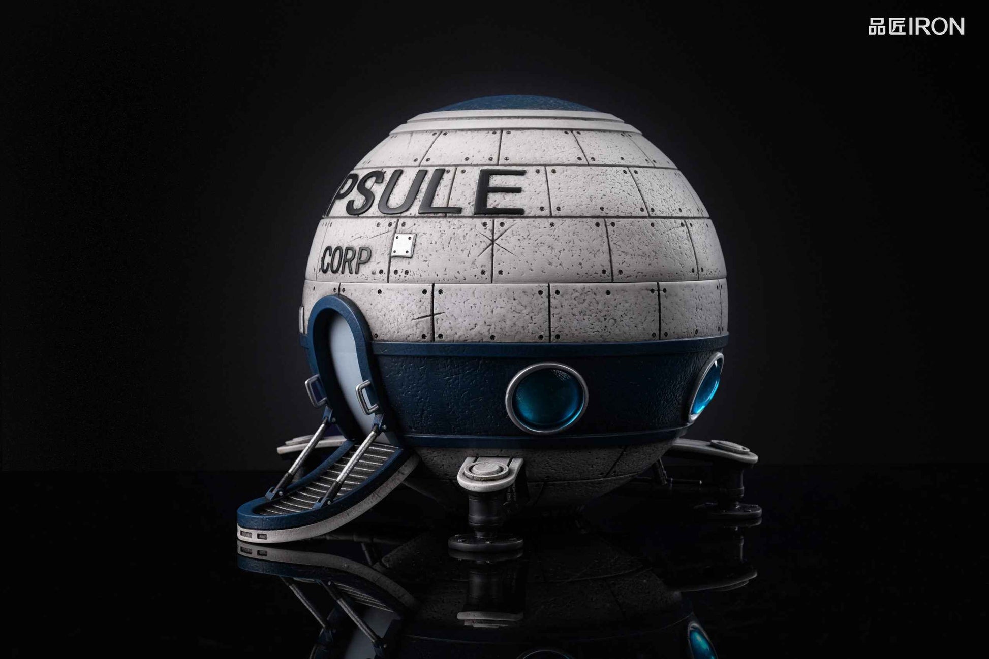 Dragon Ball ~ Iron Studio ~ Capsule Corporation Spaceship "ashtray" ~ Resin Statue - Santoryu Resins Collectors