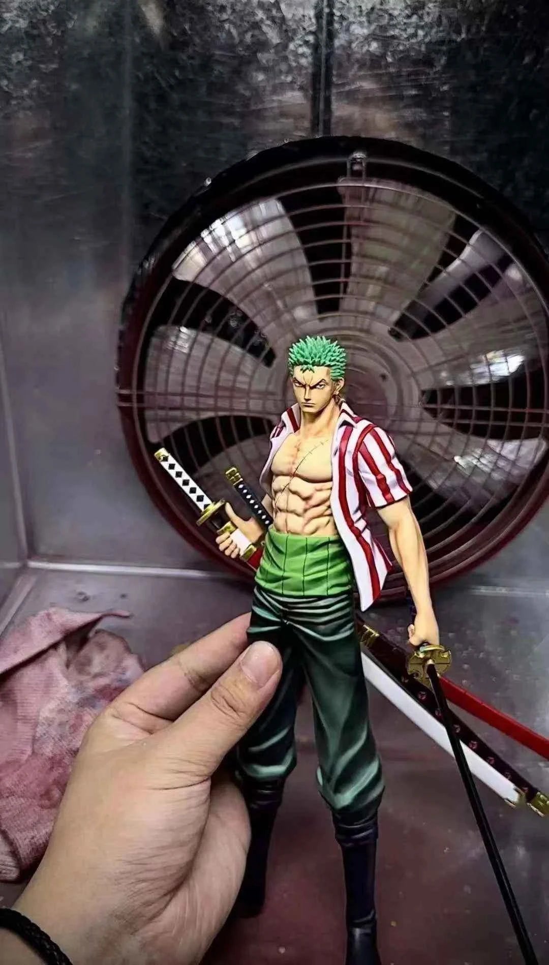One Piece ~ HEAT Studio ~ Sabaody Zoro ~ Resin Statue - Santoryu Resins Collectors