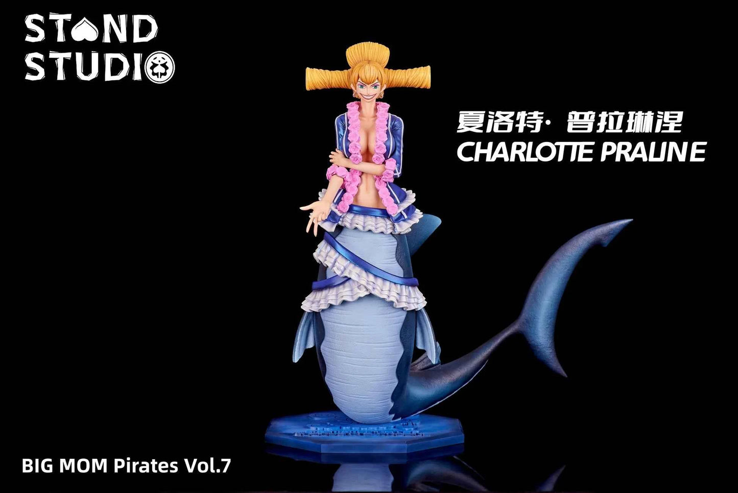 One Piece ~ Stand Studio ~ Charlotte Praline ~ Resin Statue - Santoryu Resins Collectors