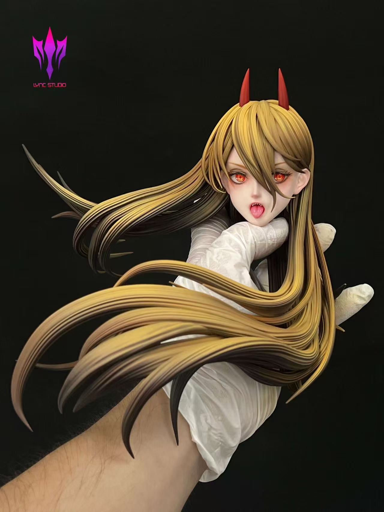 Chainsaw Man Lync Studio Power Resin Statue