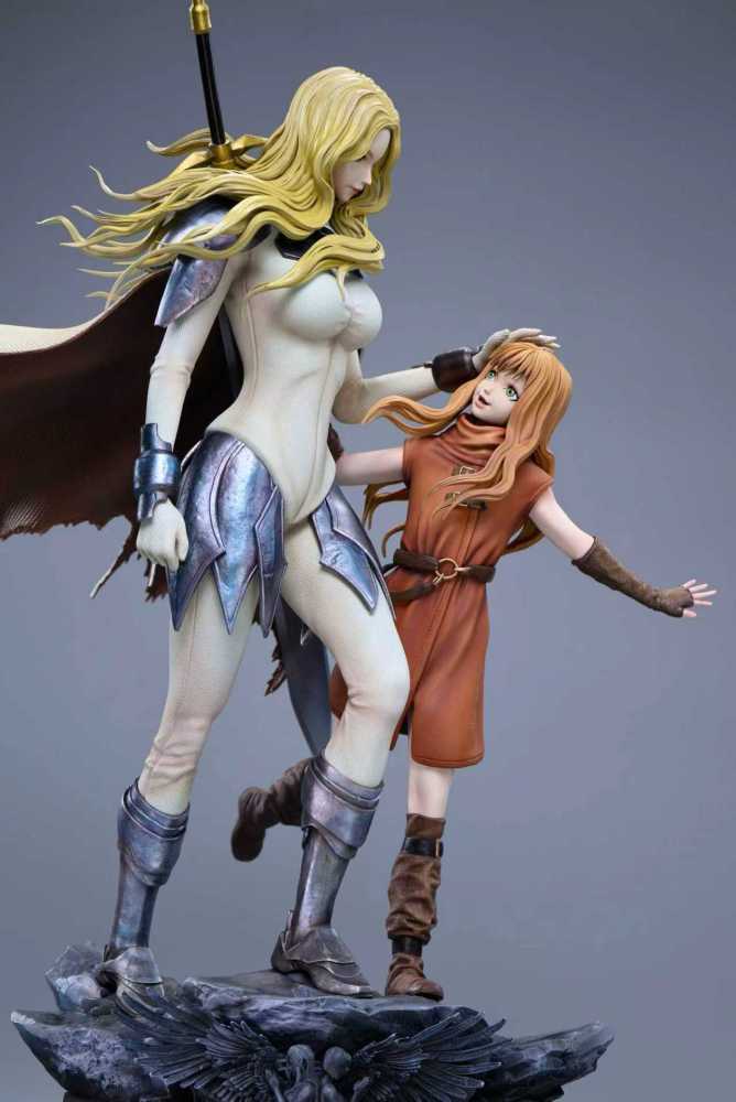 Claymore AT & BIHS Studio Teresa & Clare 1/4 Resin Statue