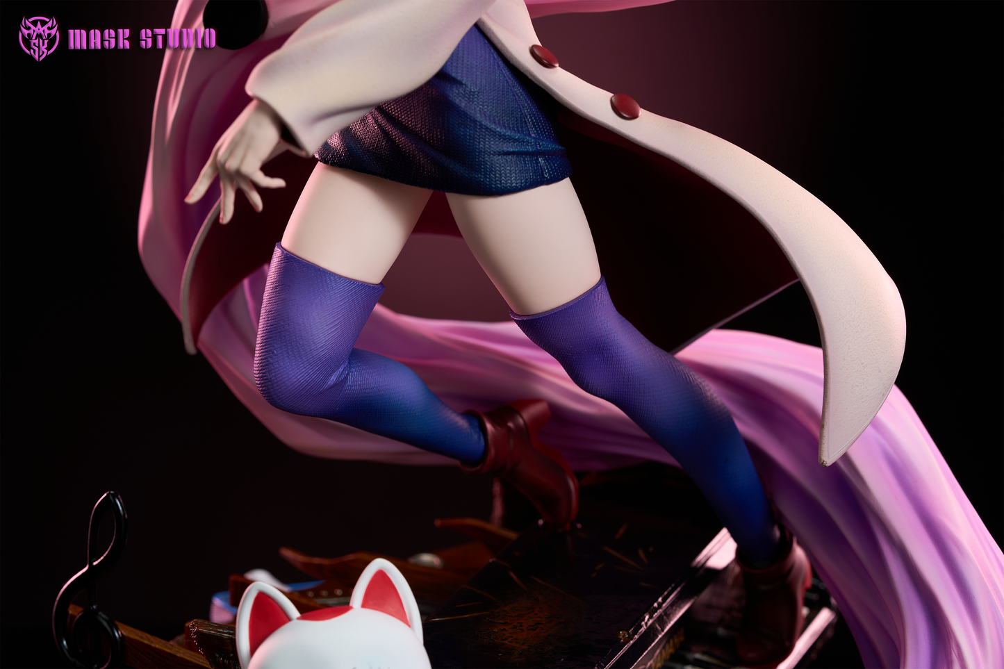 Dandadan Mask Studio Shiratori Aira Resin Statue