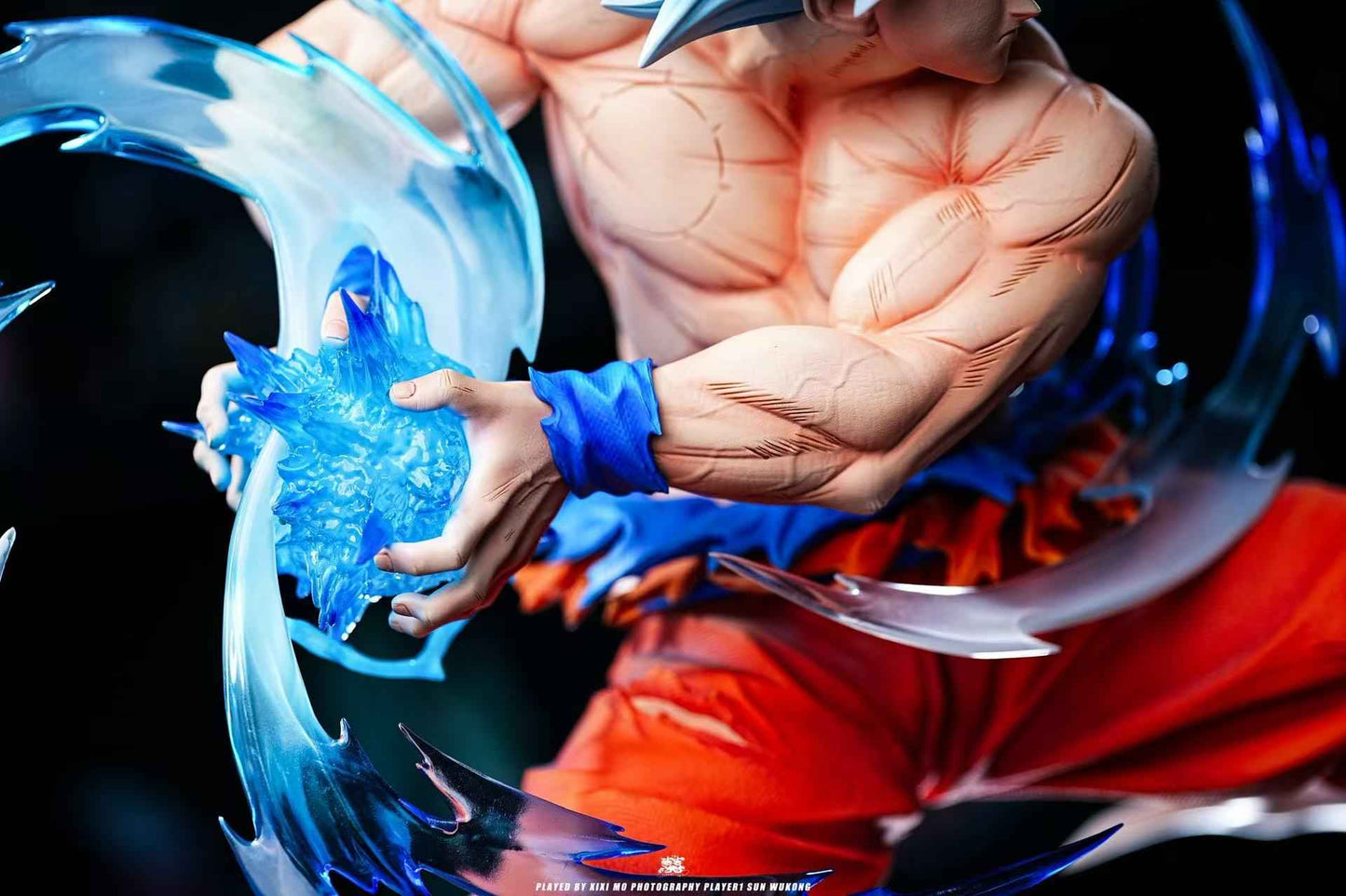 Dragon Ball Player 1 Studio Ultra Instinct Son Goku Resin Statue