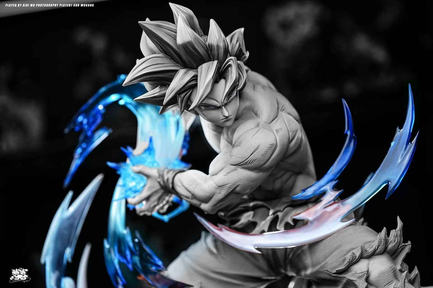 Dragon Ball Player 1 Studio Ultra Instinct Son Goku Resin Statue