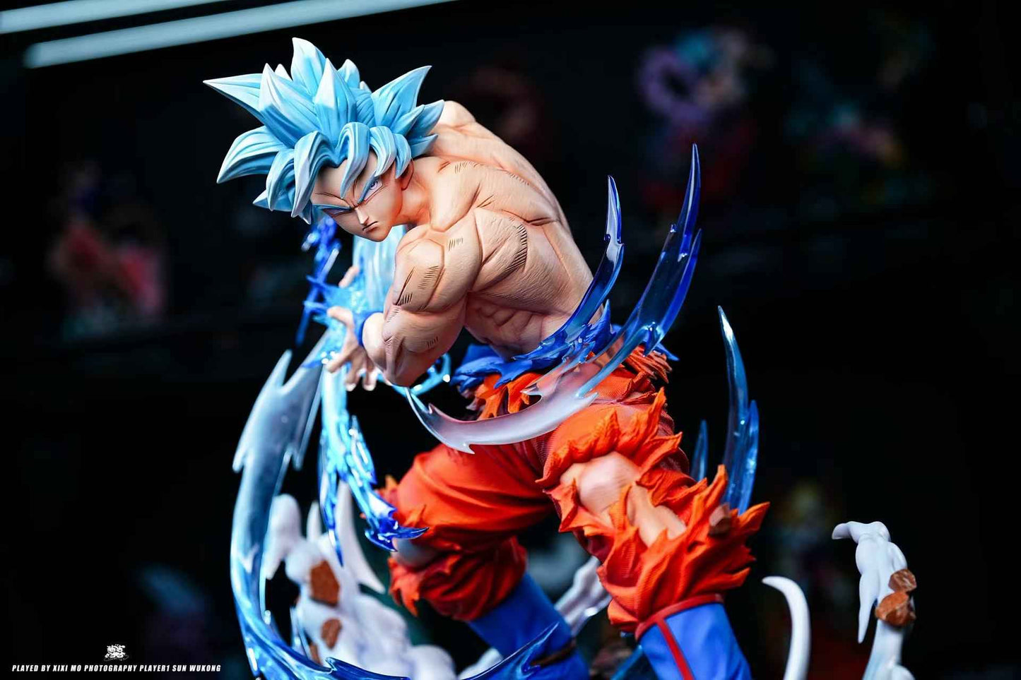 Dragon Ball Player 1 Studio Ultra Instinct Son Goku Resin Statue