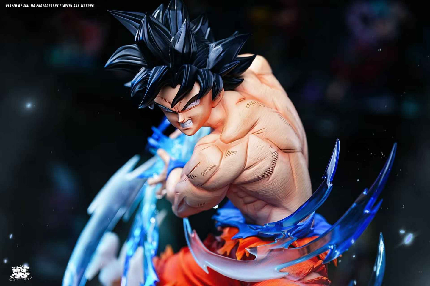 Dragon Ball Player 1 Studio Ultra Instinct Son Goku Resin Statue