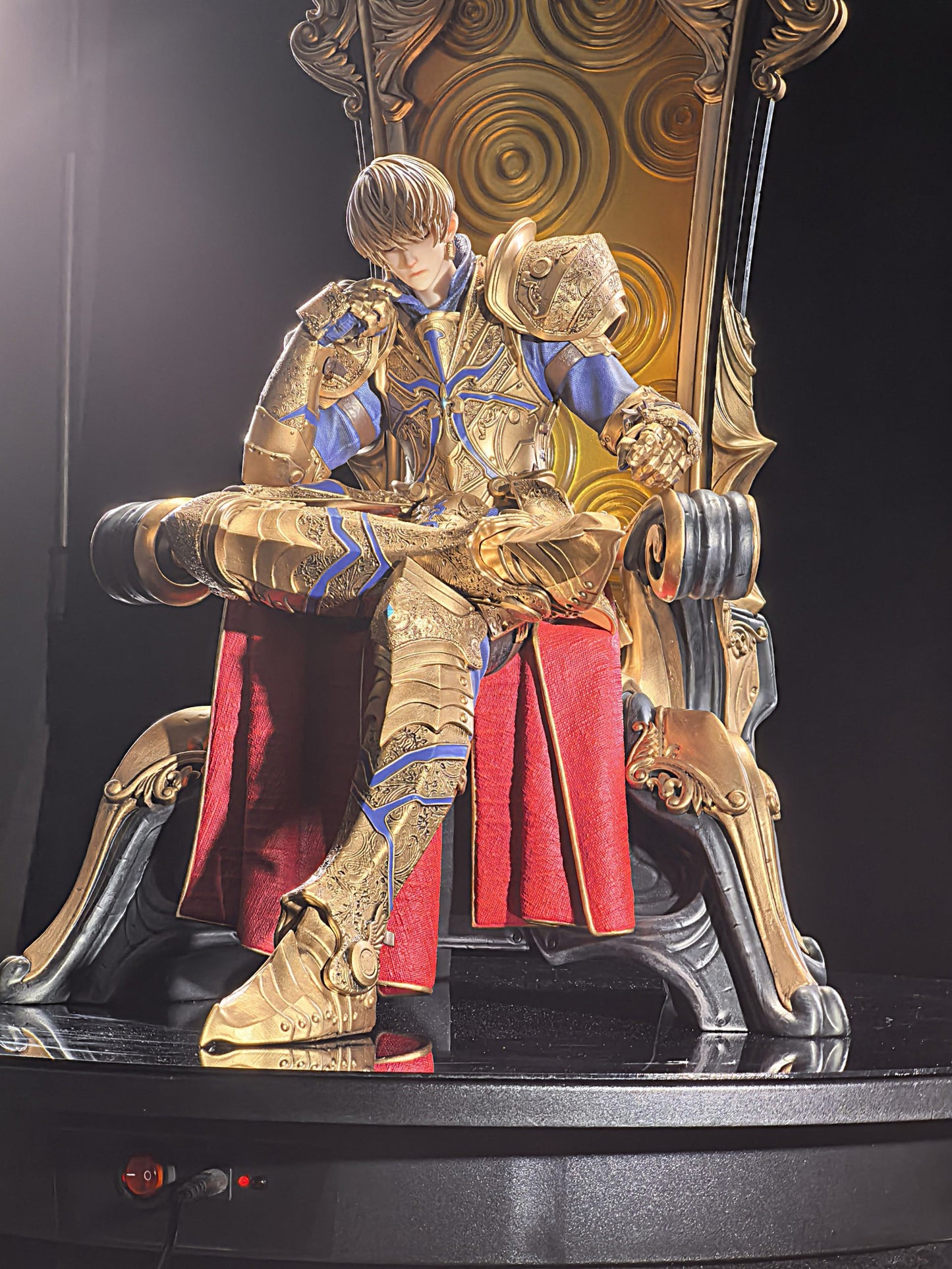 Fate/Grand Order ArtBox Studio King's Throne Gilgamesh Resin Statue
