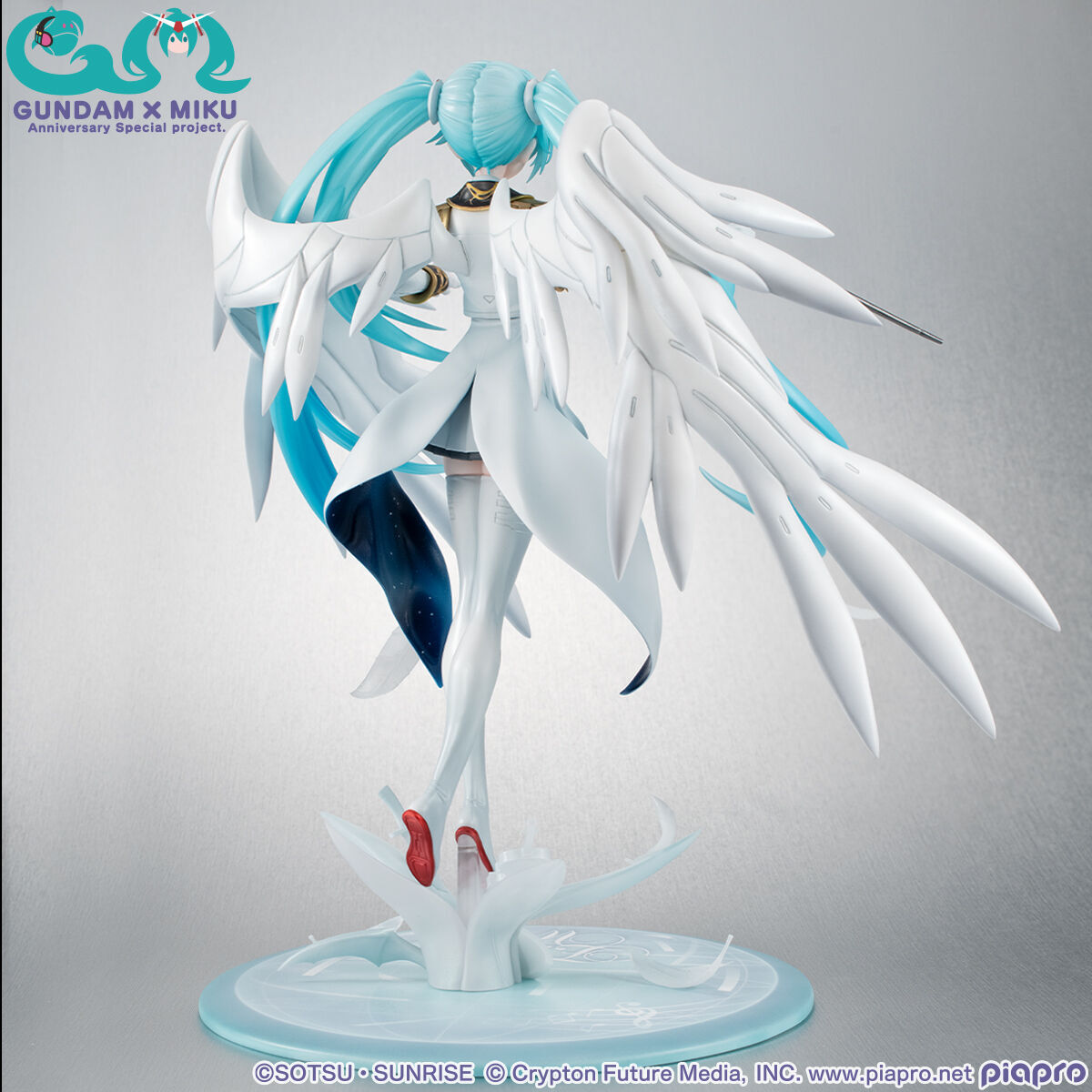 Gundam Wing: Endless Waltz MegaHouse Hatsune Miku Gundam x Miku Anniversary Special Project Lucrea 1/7 Zero EW Licensed PVC Figure