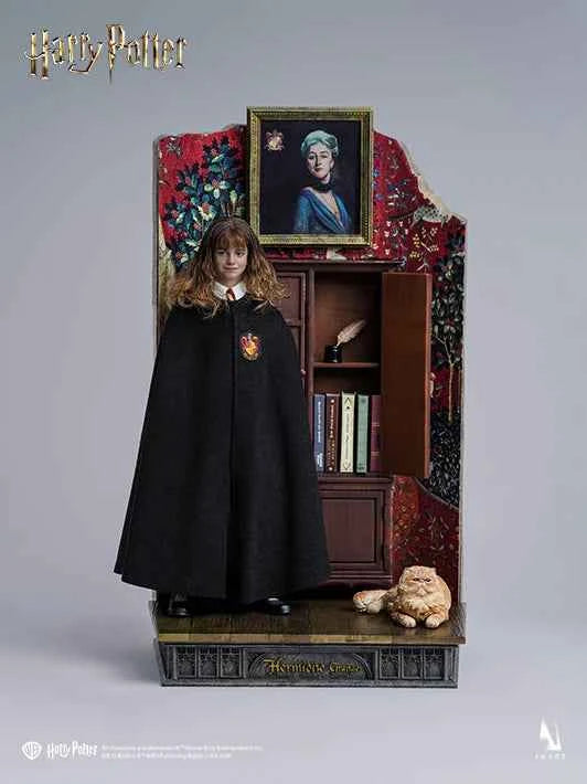Harry Potter Inart Collectibles Hermione Granger School Uniform 1/6 Licensed Action Figure