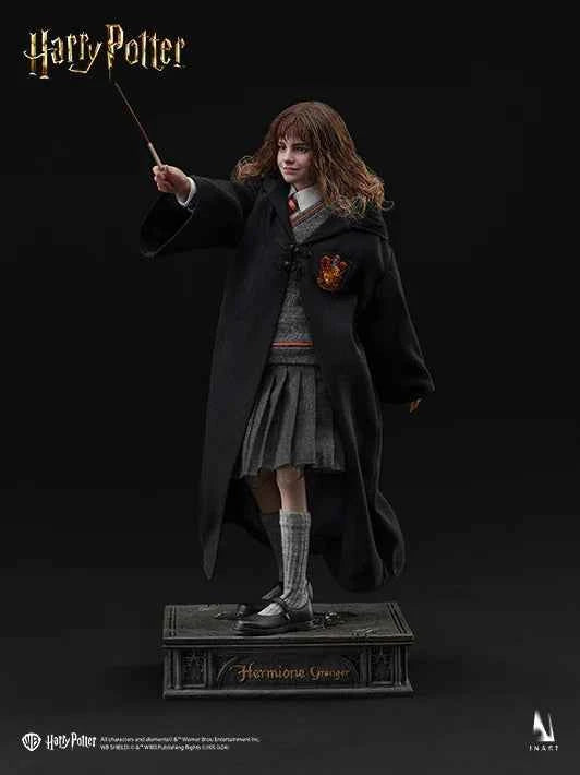 Harry Potter Inart Collectibles Hermione Granger School Uniform 1/6 Licensed Action Figure