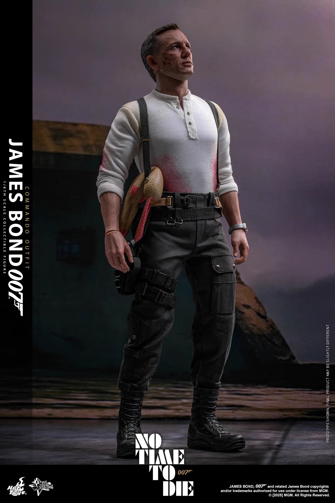 James Bond Hot Toys No Time To Die James Bond (Commando Outfit) MMS804 Licensed Action Figure