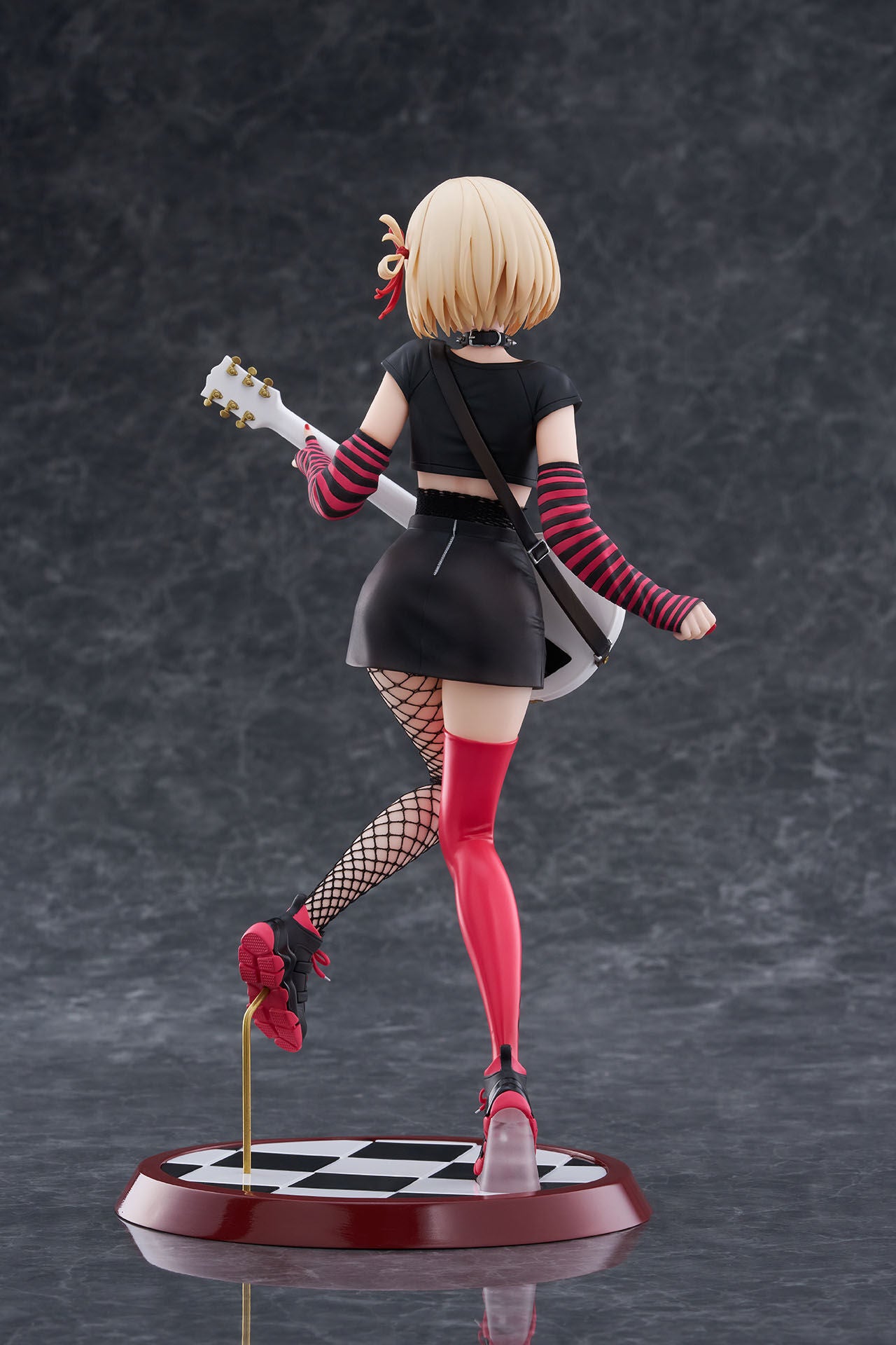 Lycoris Recoil Spiritale & Wing Nishikigi Chisato Band ver. Licensed PVC Figure