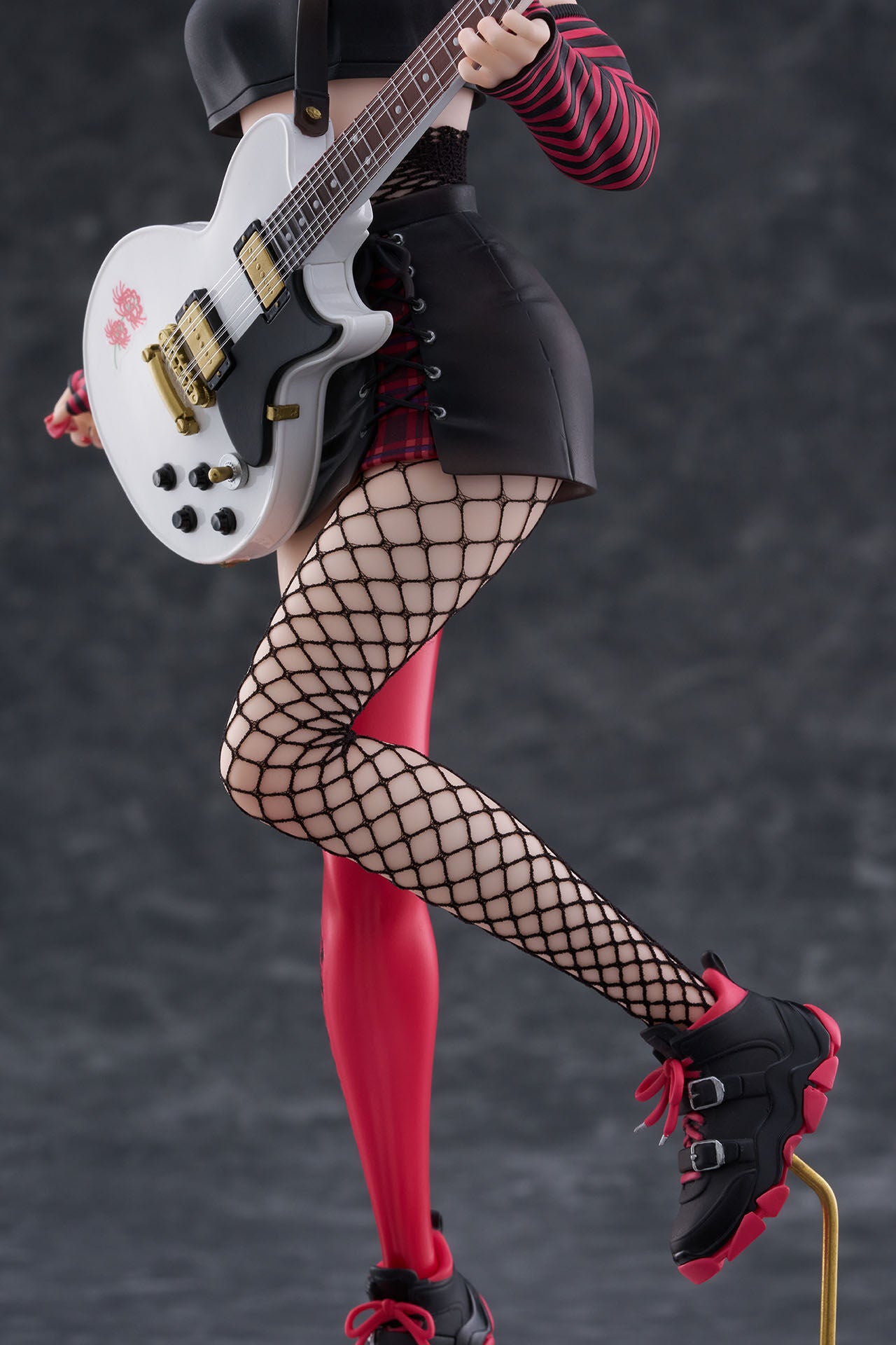 Lycoris Recoil Spiritale & Wing Nishikigi Chisato Band ver. Licensed PVC Figure