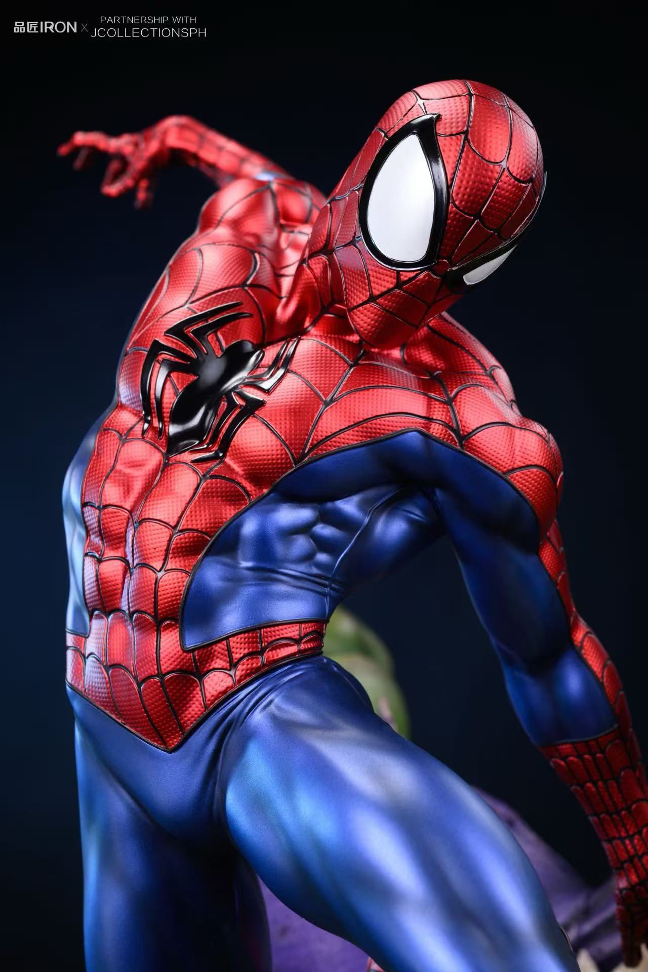 Marvel Iron Studio Spider-Man vs Hulk MQ065 Licensed Resin Statue