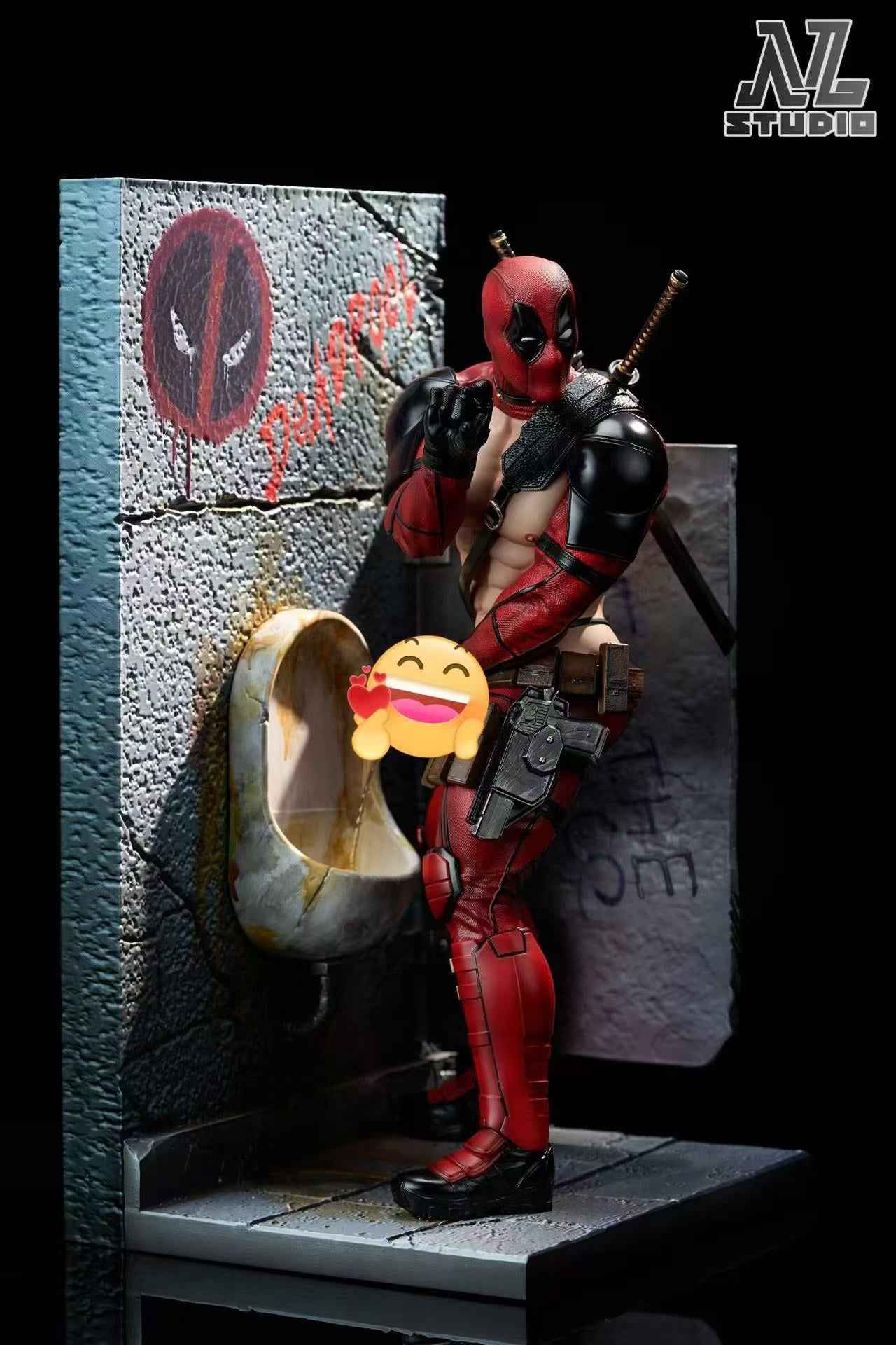 Marvel NL Studio Deadpool Resin Statue