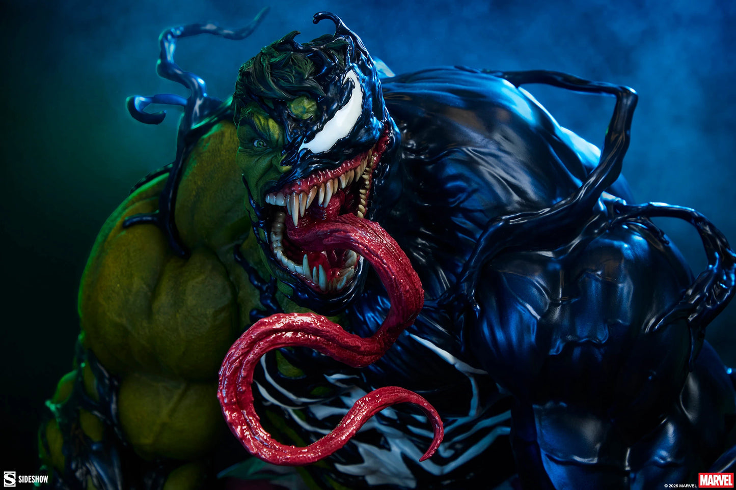 Marvel Sideshow Collectibles Venomized Hulk 300903 Licensed Resin Statue