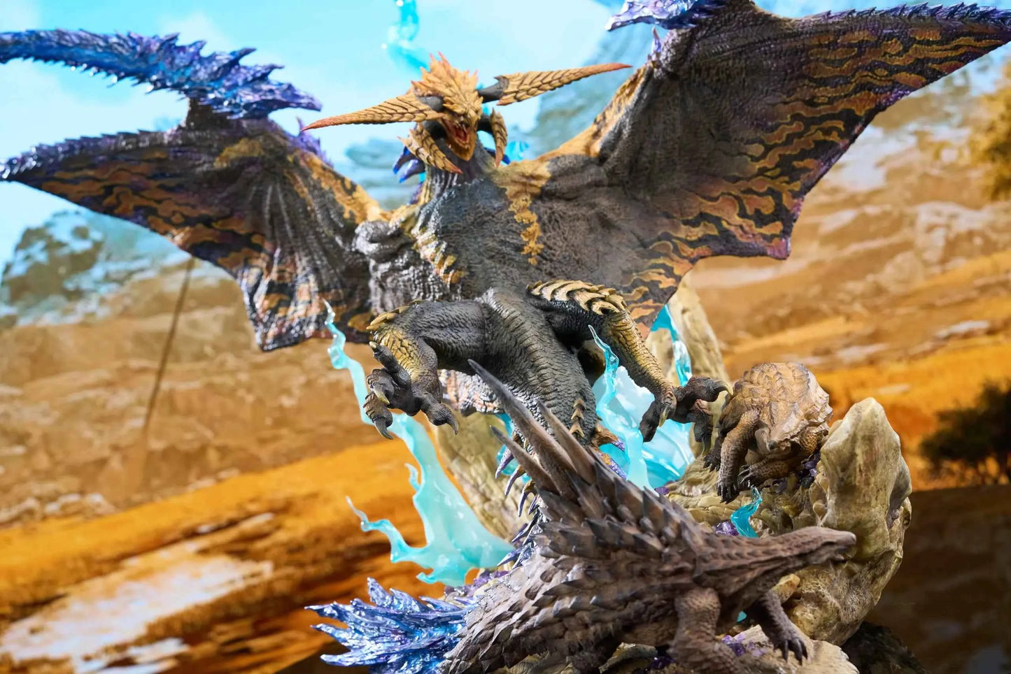 Monster Hunter Roaring Wild Studio Limited Rey Dau Resin Statue