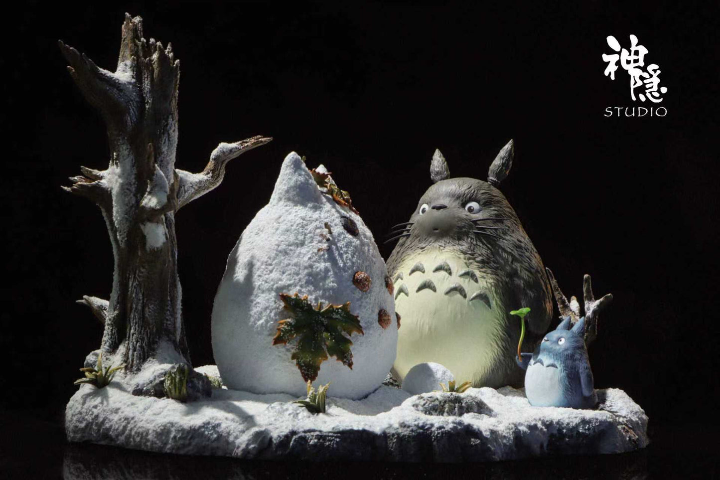 My Neighbor Totoro Shen Yin Studio TotoroPlaytime in the Snow Resin Statue