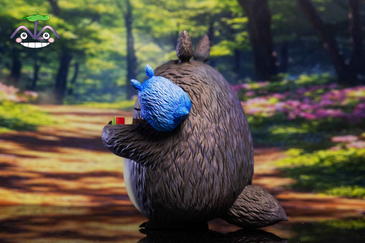 My Neighbor Totoro ~ LM Studio ~ Totoro Eating Watermelon ~ Resin Statue - Santoryu Resins Collectors
