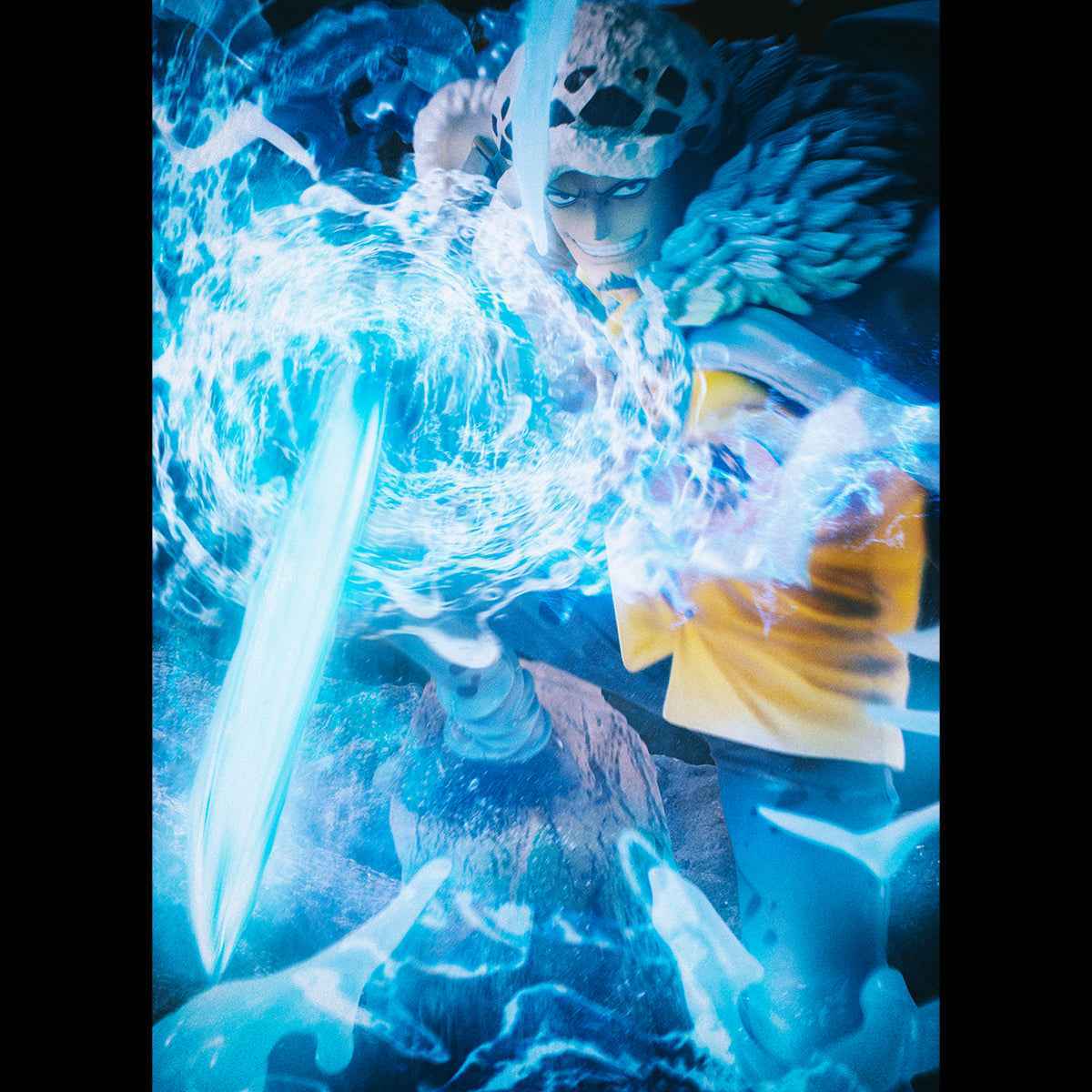 One Piece MegaHouse POP MAX Trafalgar D. Water Law Portrait of Pirates Licensed PVC Figure