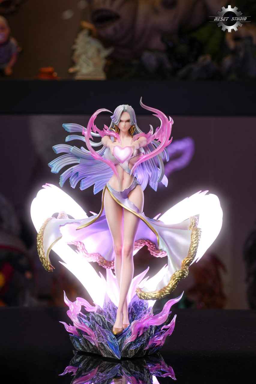 One Piece ~ Reset Studio ~ Boa Hancock ~ Resin Statue - Santoryu Resins Collectors