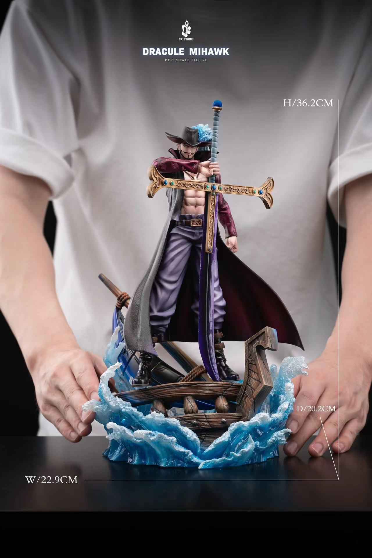 One Piece ~ DX Studio ~ Dracule Mihawk ~ Resin Statue - Santoryu Resins Collectors