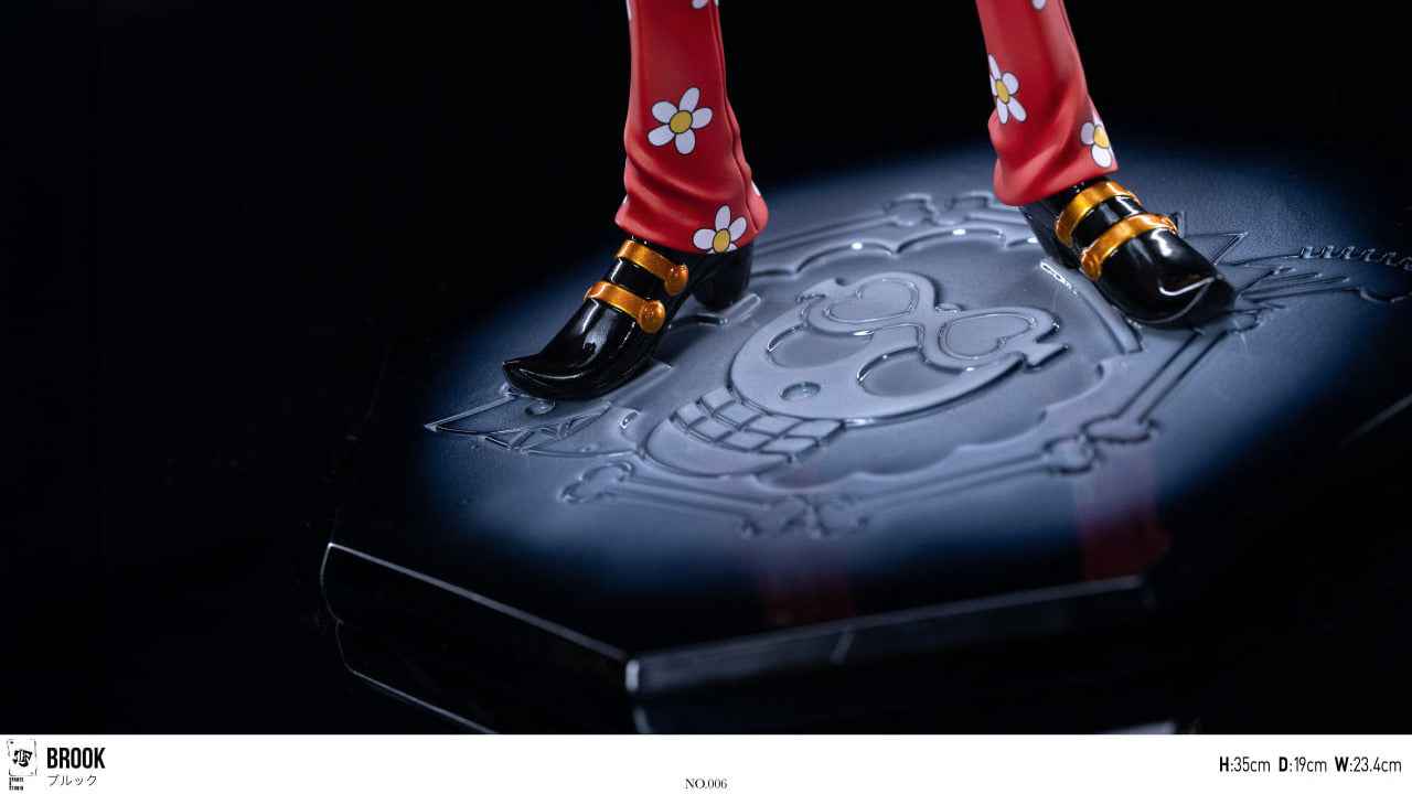 One Piece SPADES K SPK Studio Brook Resin Statue
