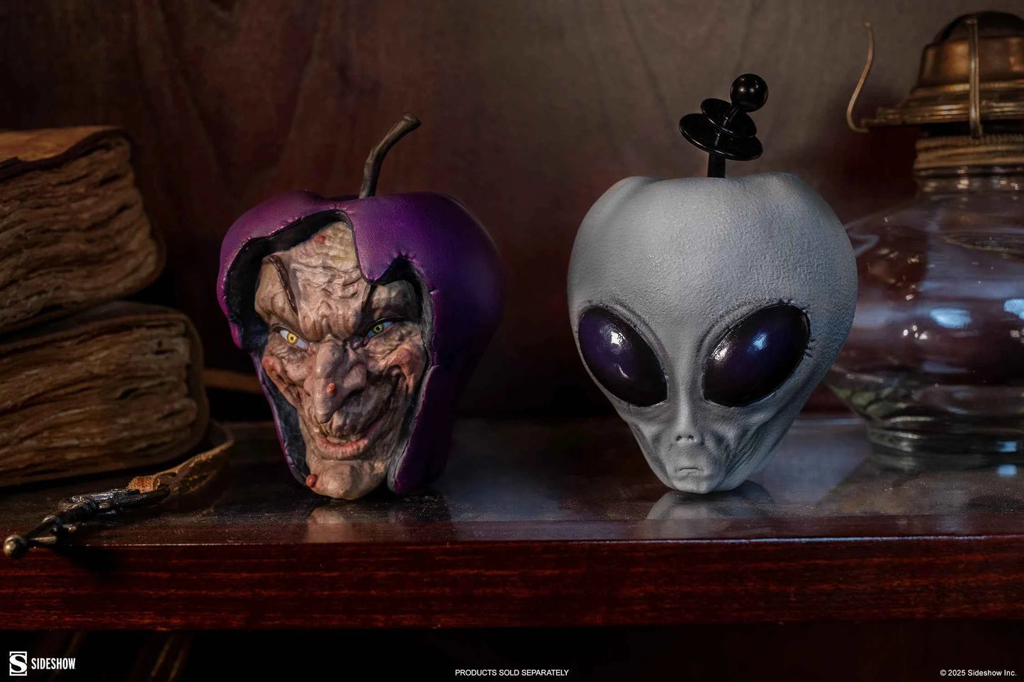 Original Design Sideshow Collectibles Alien Apple 700252 & 7002522 Licensed Resin Statue