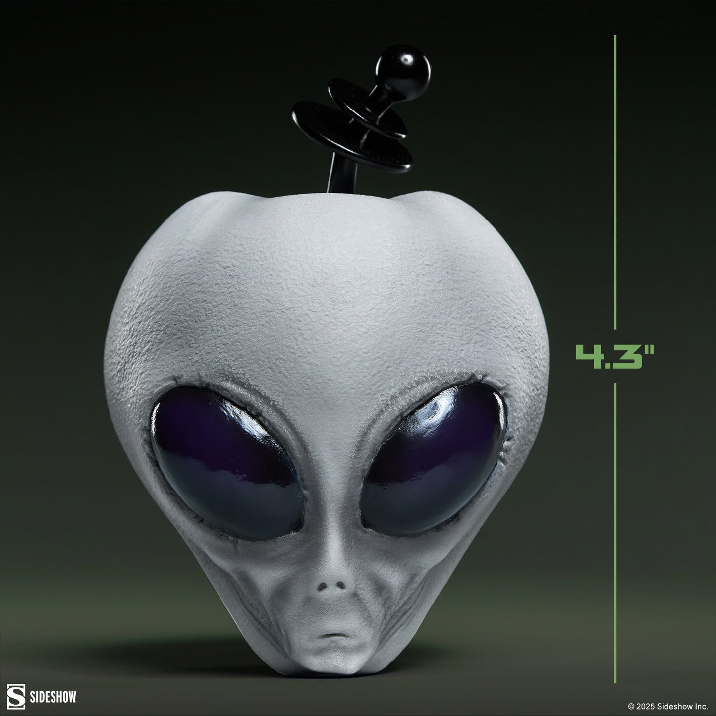 Original Design Sideshow Collectibles Alien Apple 700252 & 7002522 Licensed Resin Statue
