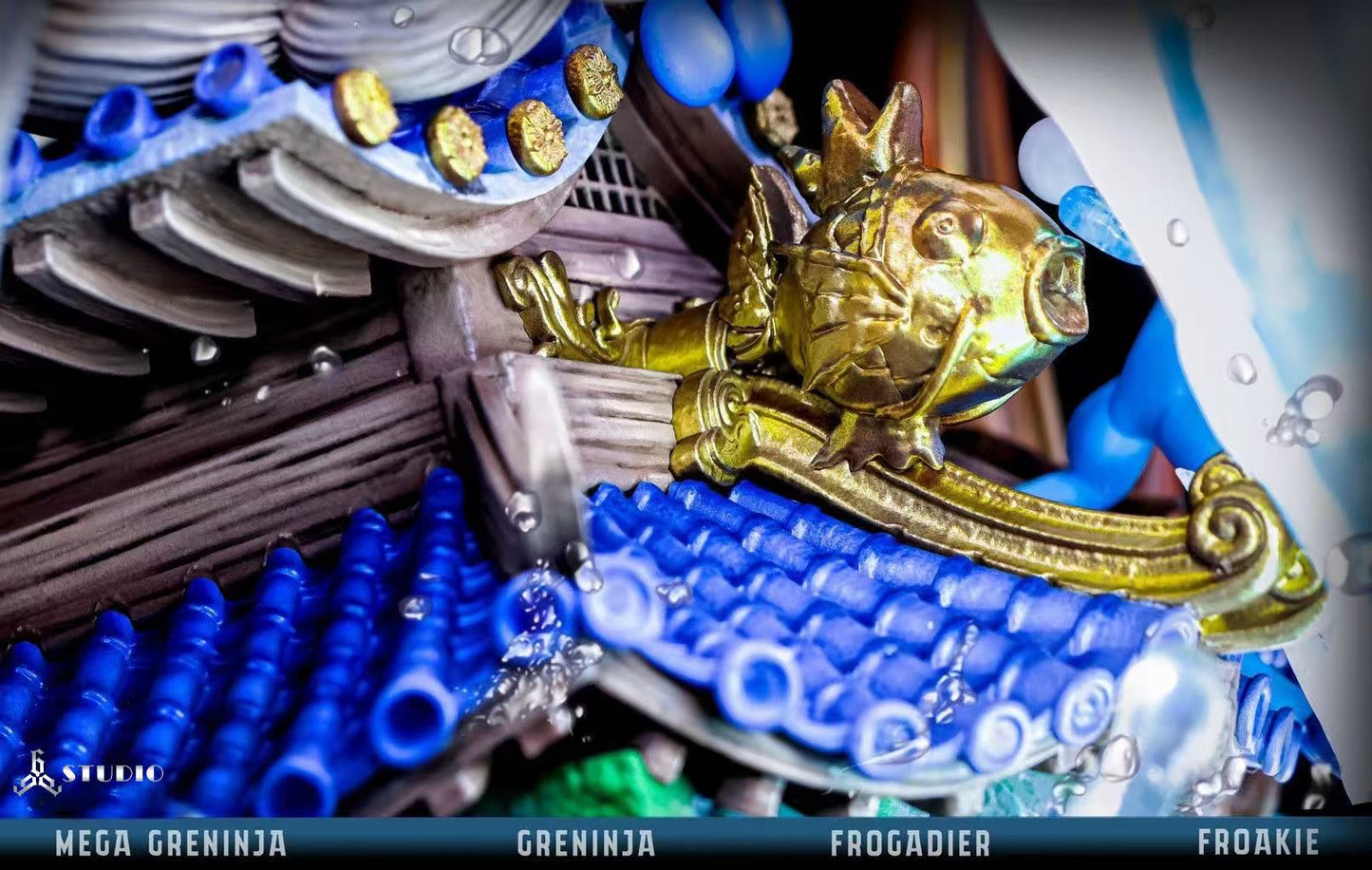 Pokémon 666 Studio Mega Greninja Water Shuriken All Out Resin Statue