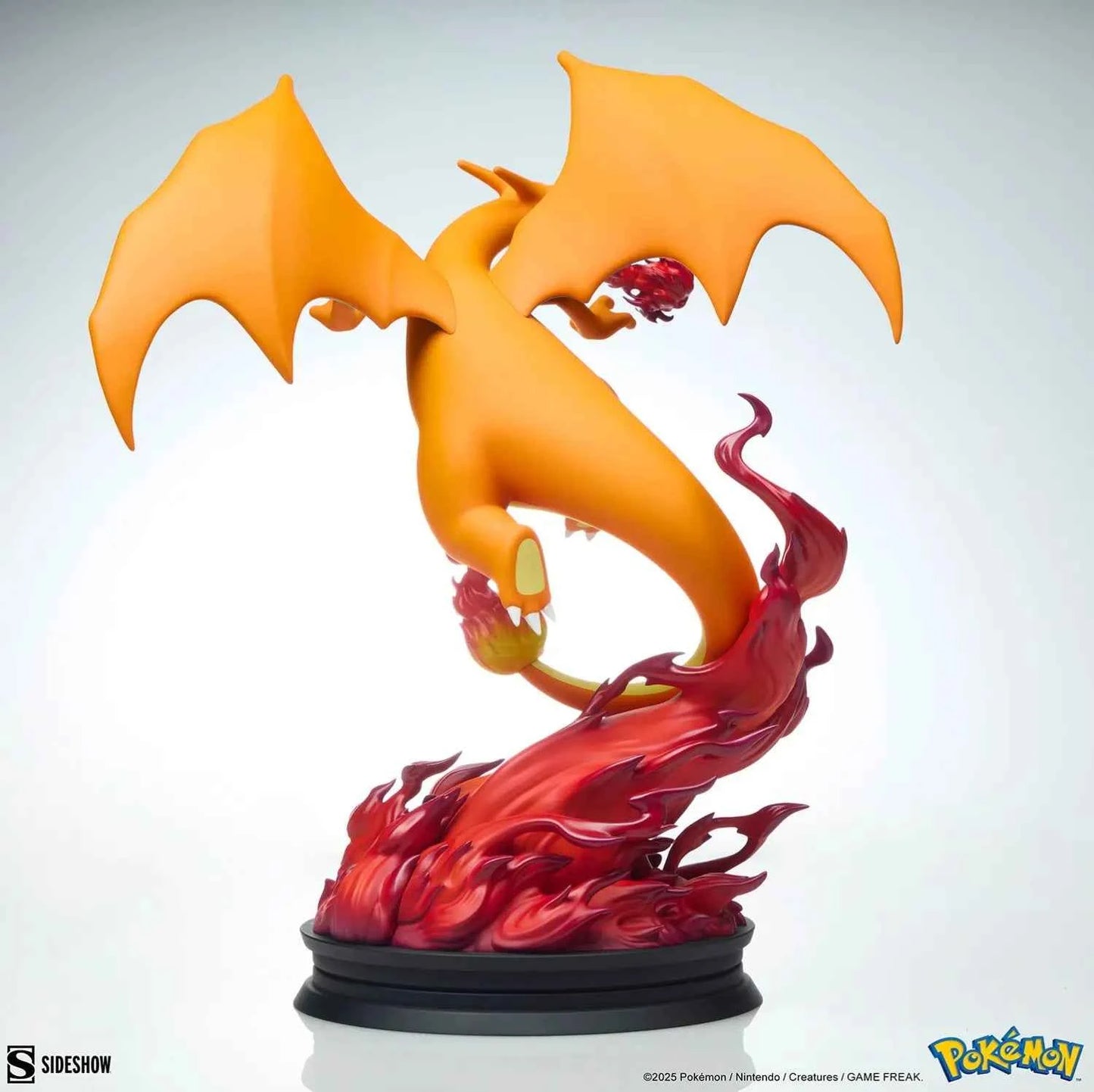 Pokémon Sideshow Collectibles Charizard Licensed Resin Statue