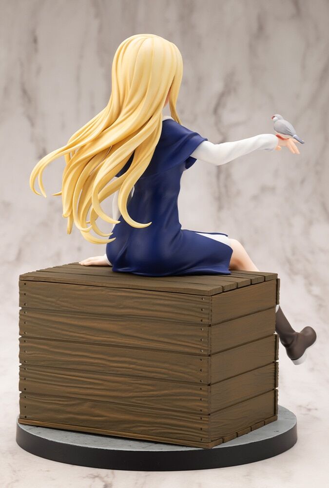 Sasaki and Peeps Kotobukiya Elsa & Pii-chan Licensed PVC Figure