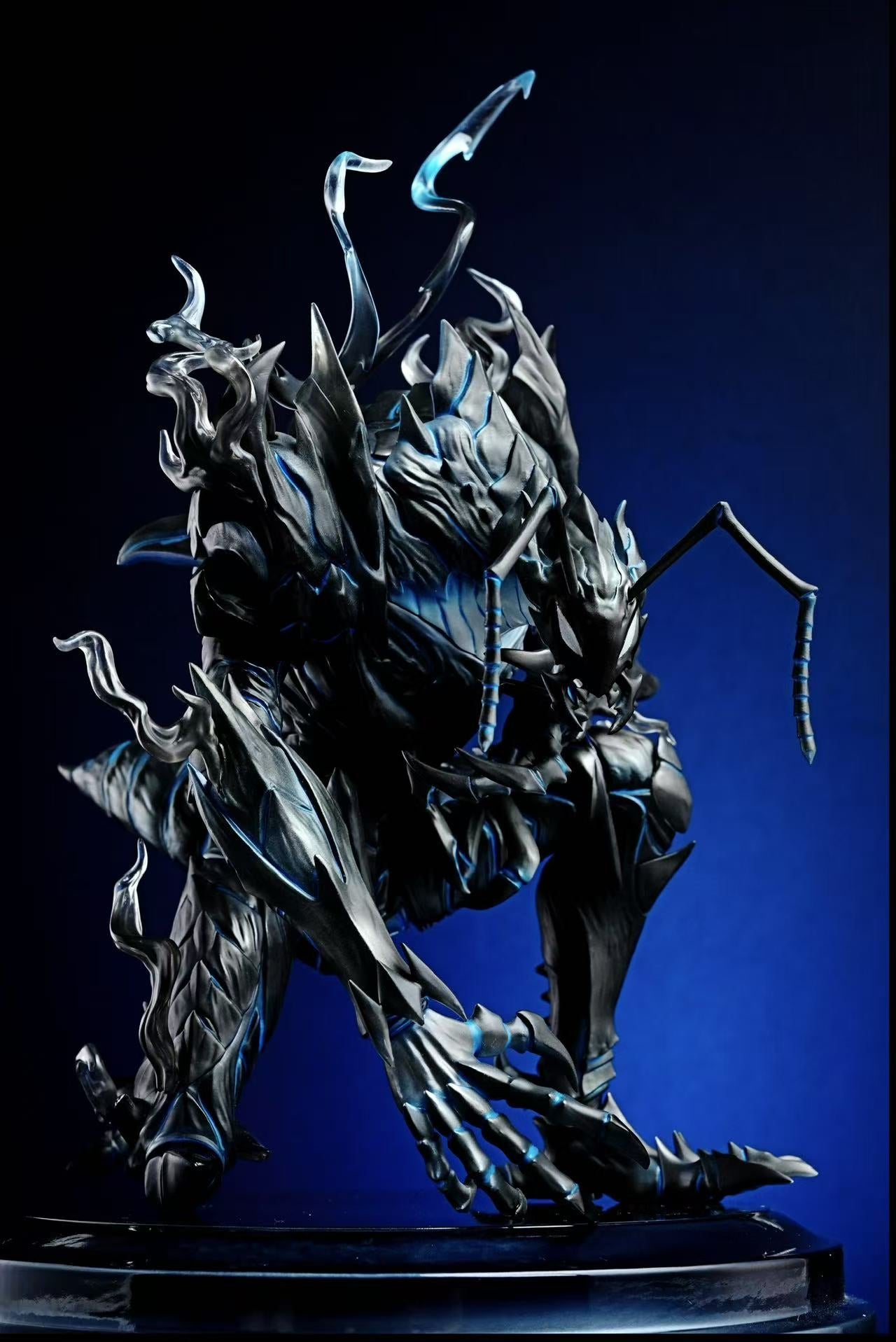 Solo Leveling Four Horsemen Studio Sung Jin Woo & Ant King Beru Resin Statue