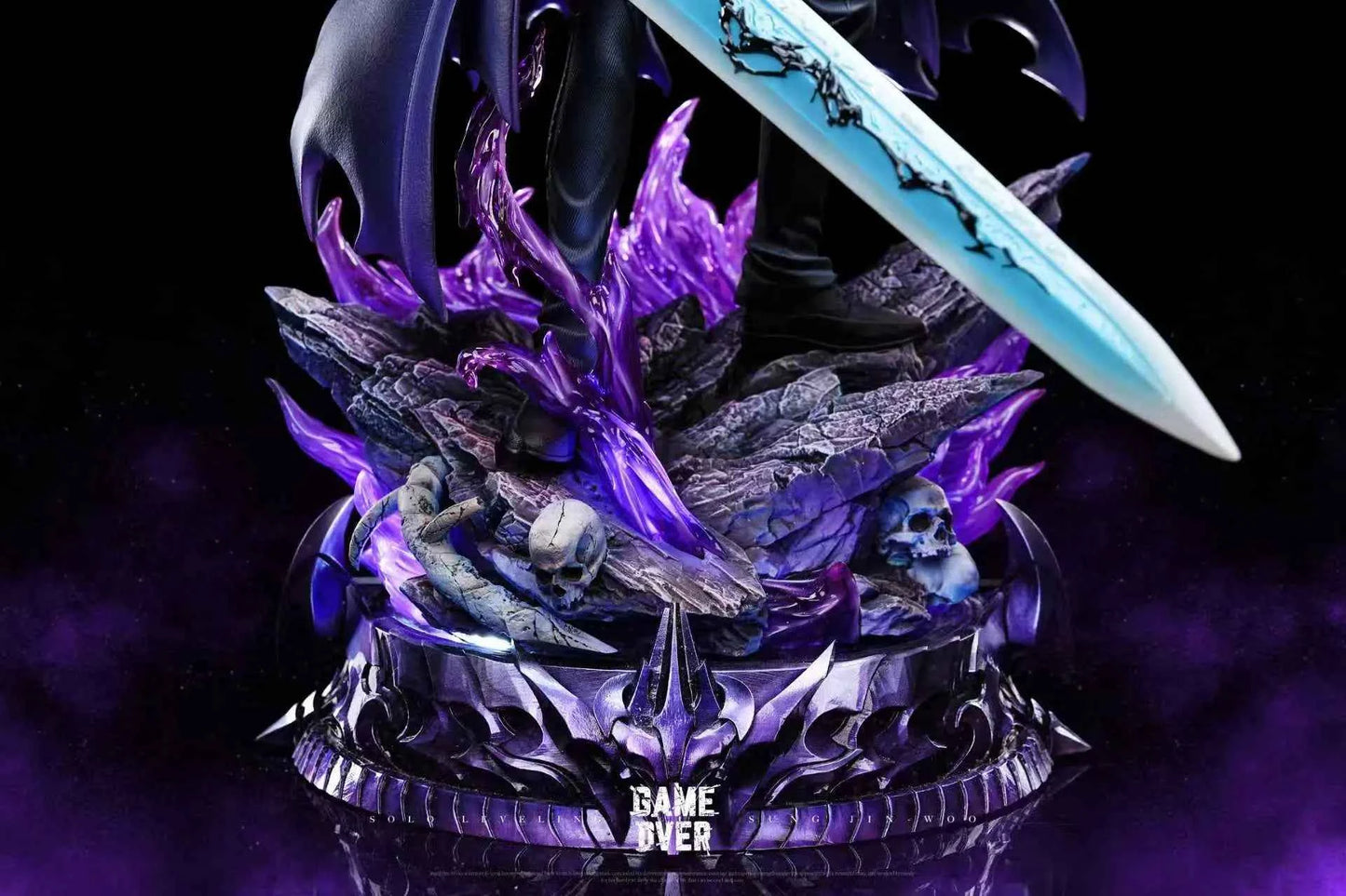 Solo Leveling Game Over Studio Shadow Monarch Sung Jin Woo Resin Statue
