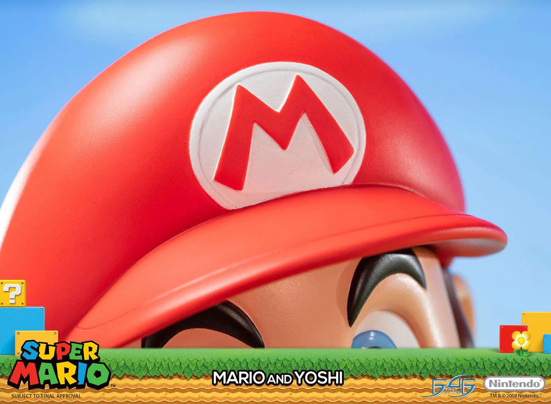 Super Mario First 4 Figures Mario and Yoshi SMMAYST SMMAYEX Licensed Resin Statue