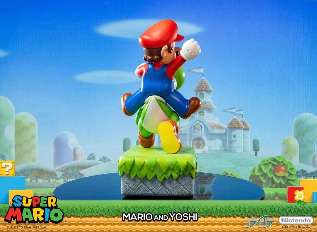 Super Mario First 4 Figures Mario and Yoshi SMMAYST SMMAYEX Licensed Resin Statue