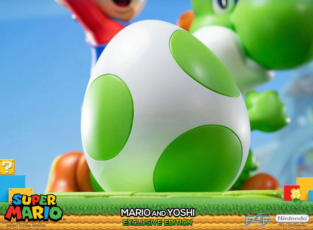 Super Mario First 4 Figures Mario and Yoshi SMMAYST SMMAYEX Licensed Resin Statue