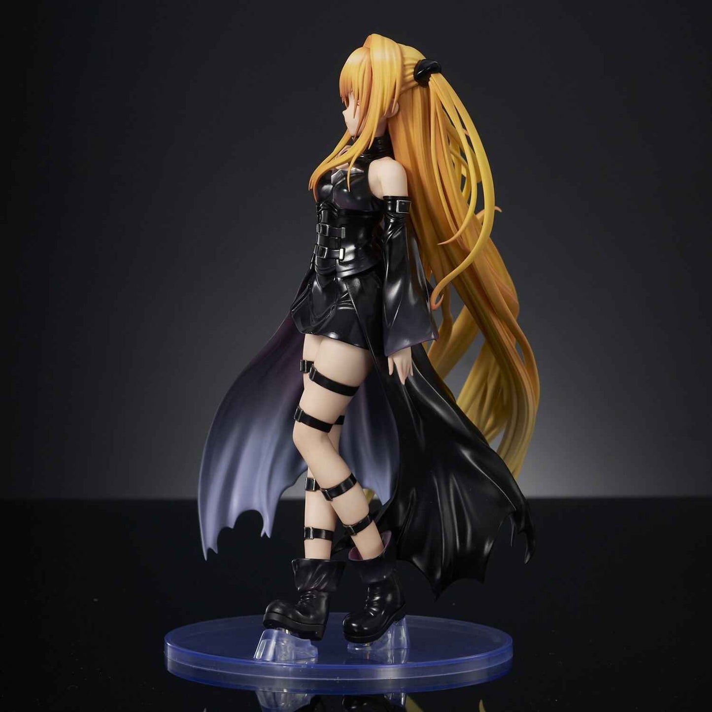 To Love-Ru Darkness Union Creative Konjiki no Yami 1/6 Black Trance ver. Licensed PVC Figure