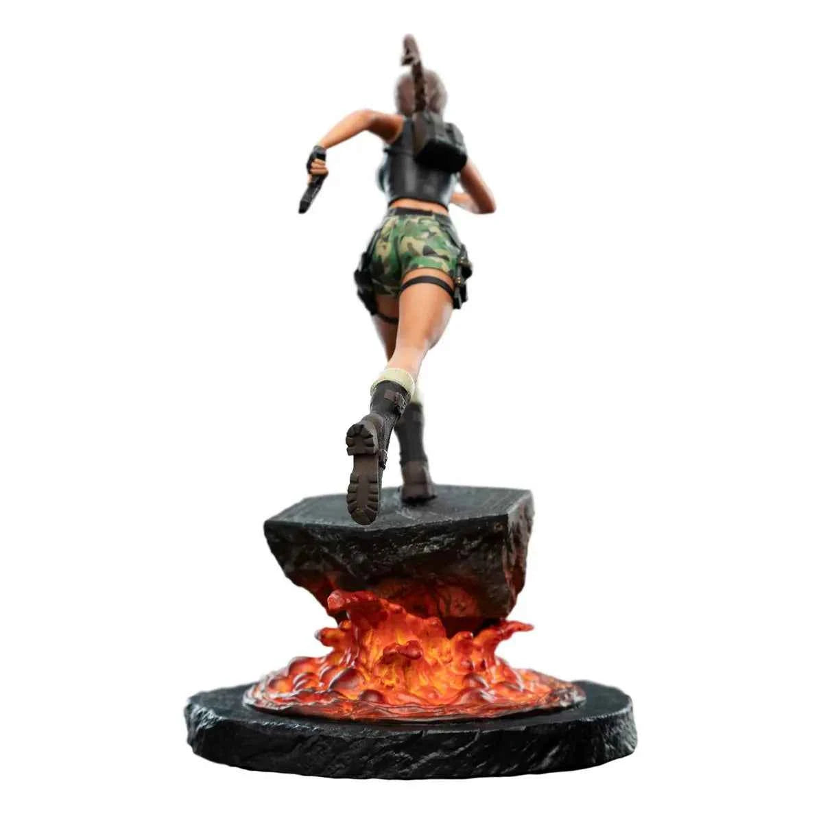 Tomb Raider WETA Workshop Studio Miniature Statue Lara Croft: The Sanctuary of Flame 89-01-04837 Licensed Resin Statue